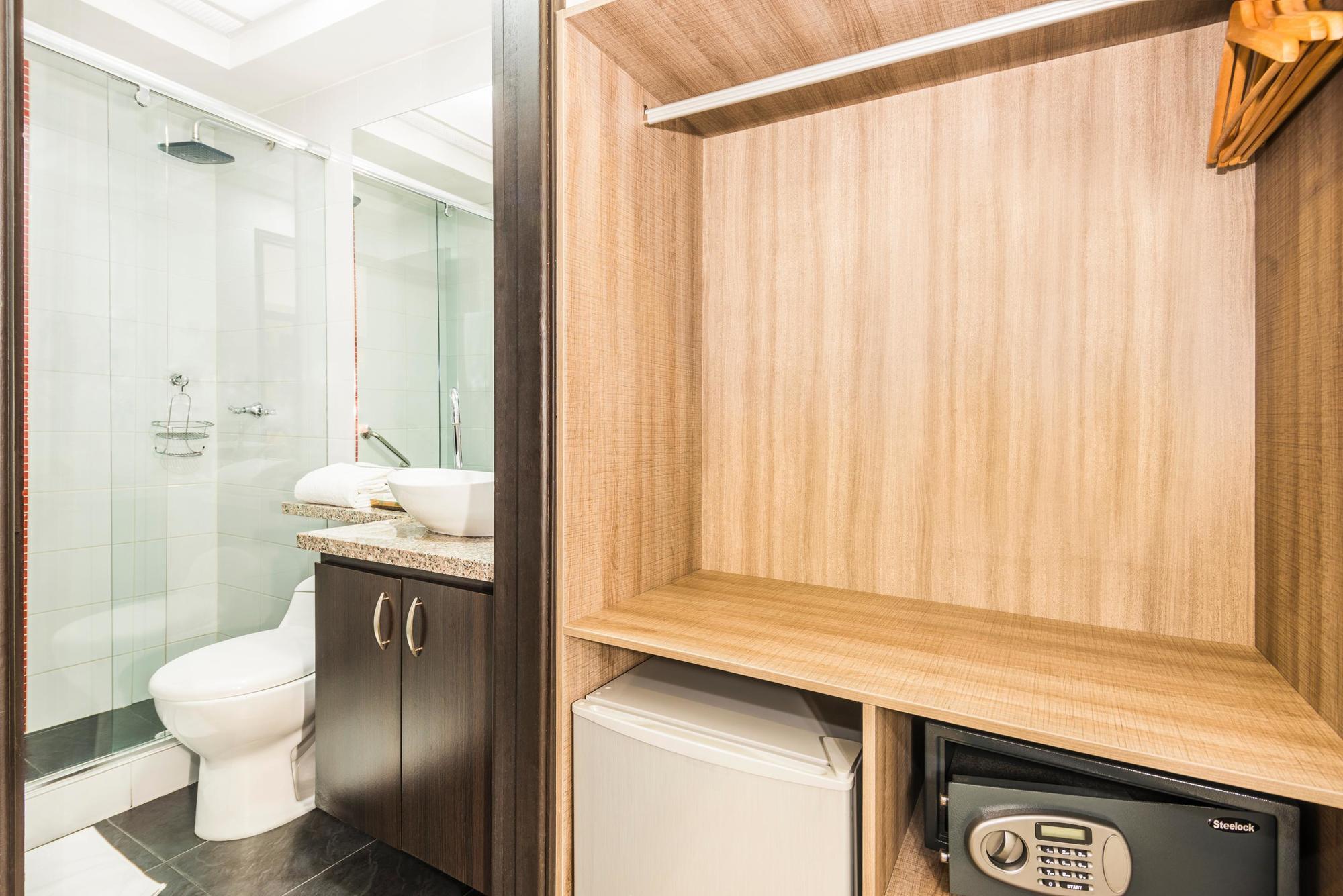 Matisse Hotel Богота Экстерьер фото